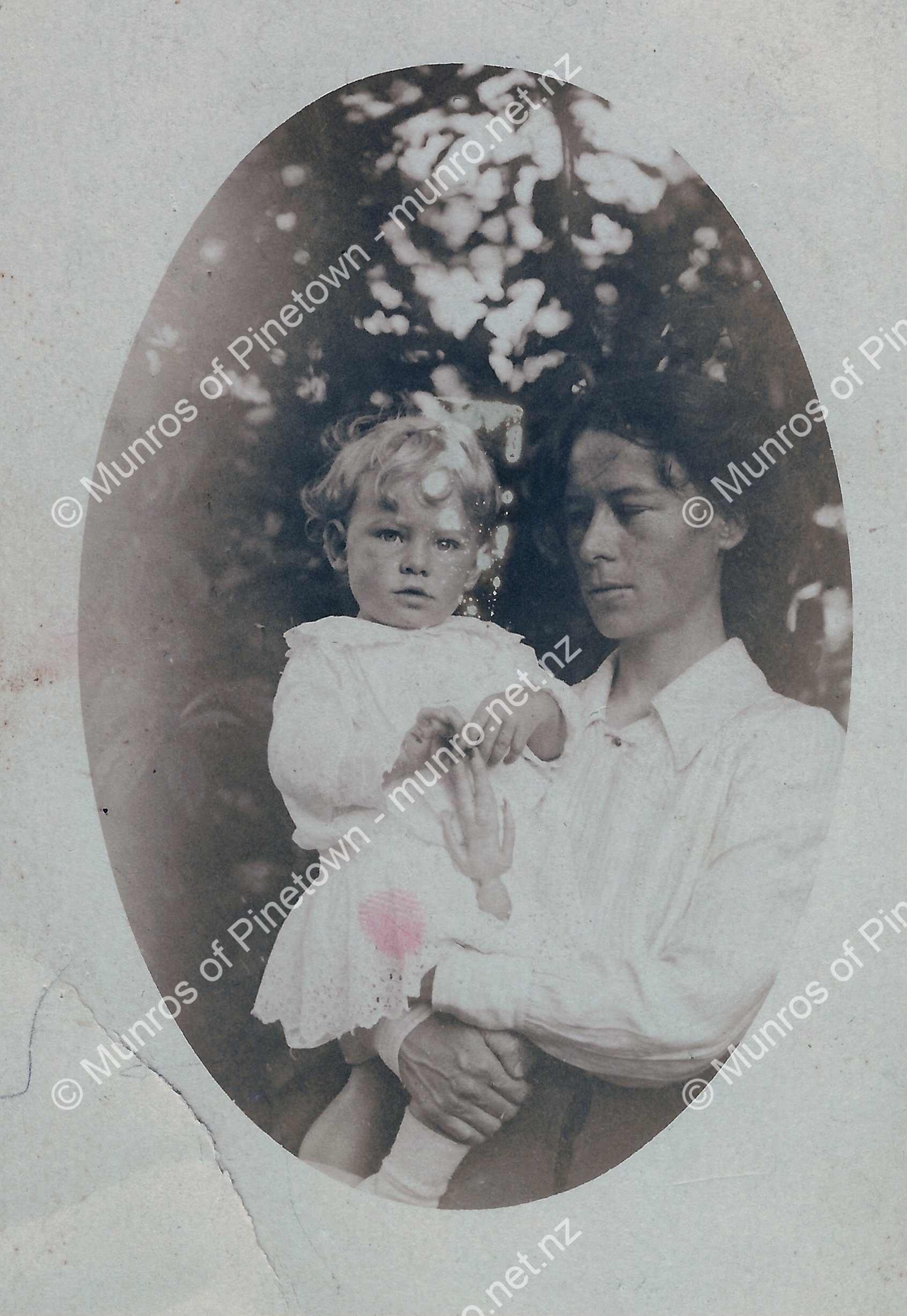Gladys Munro with Gordon